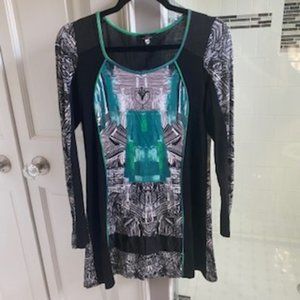 💚 Beautiful tunic! Women's size 44 (size 10-12) 💚